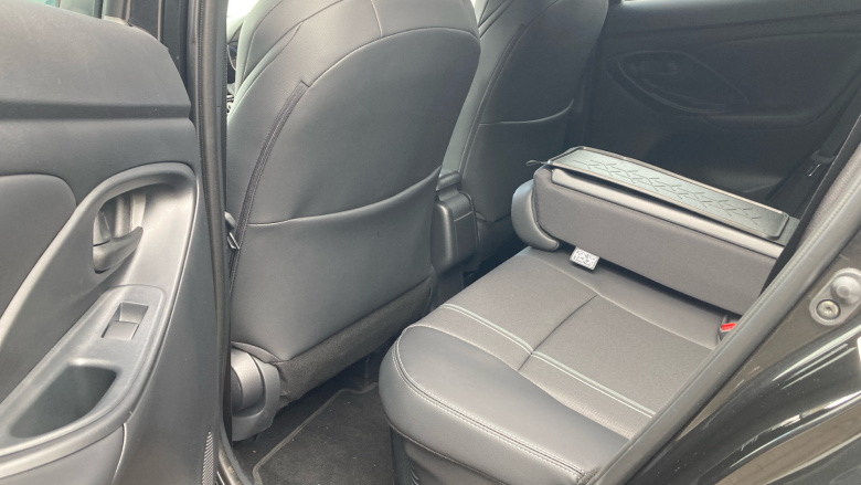 Toyota Yaris Cross 1.5 Hybrid Excel 5dr CVT Hybrid Estate